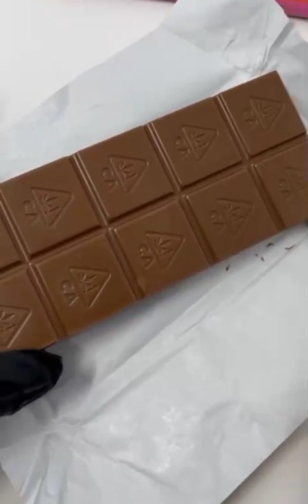 wonka bar edible