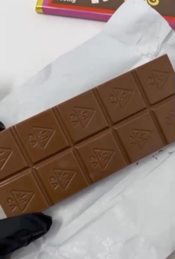 wonka bar edible