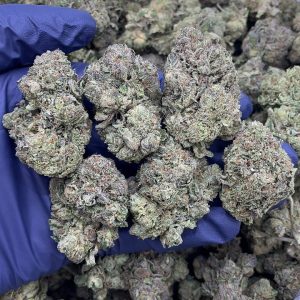 frosted grapes strain